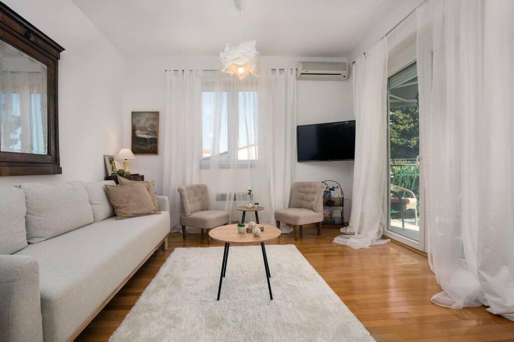 Duplex + Garage Appartement Rovinj Buitenkant foto